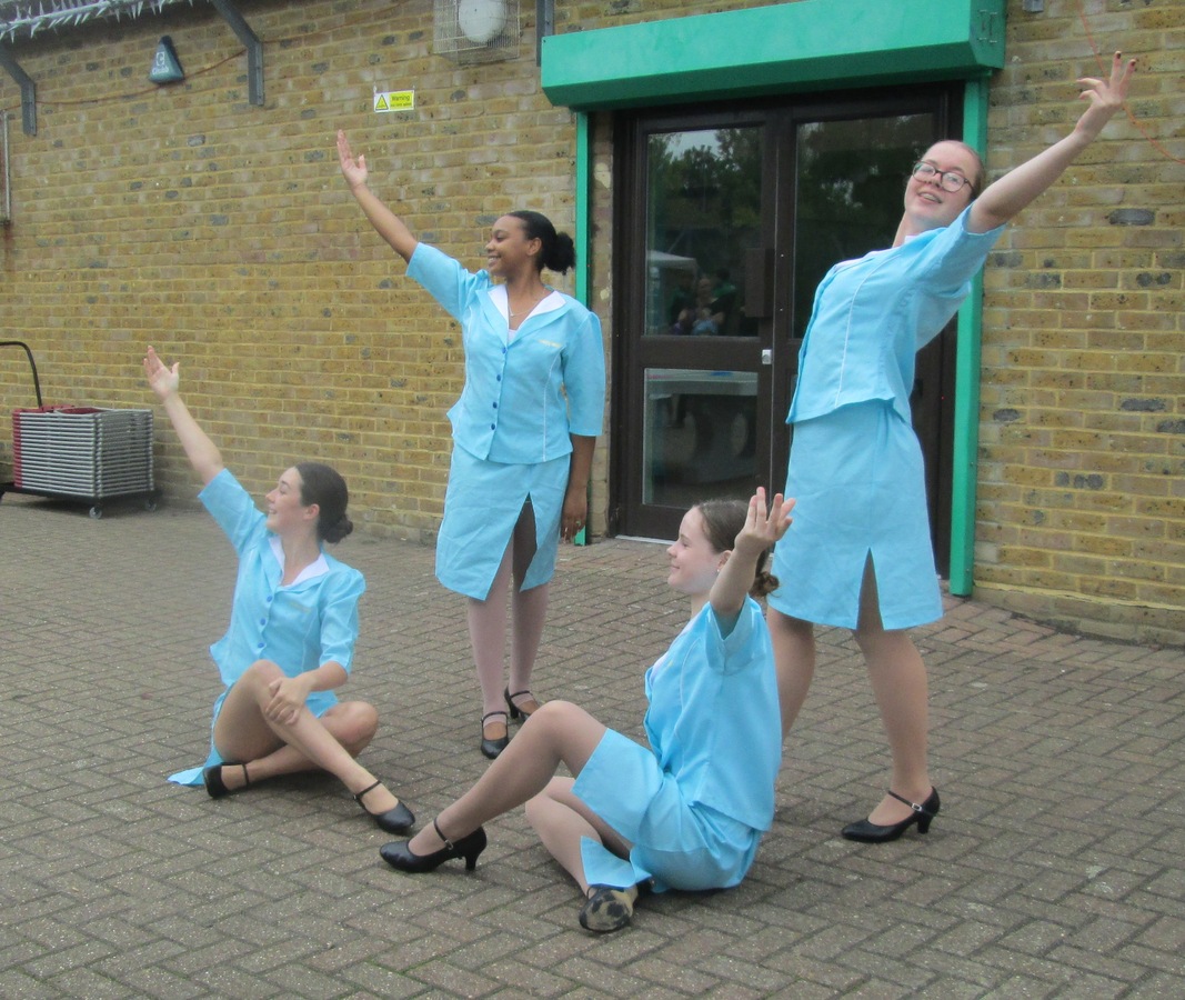 Doris Holford Dancers